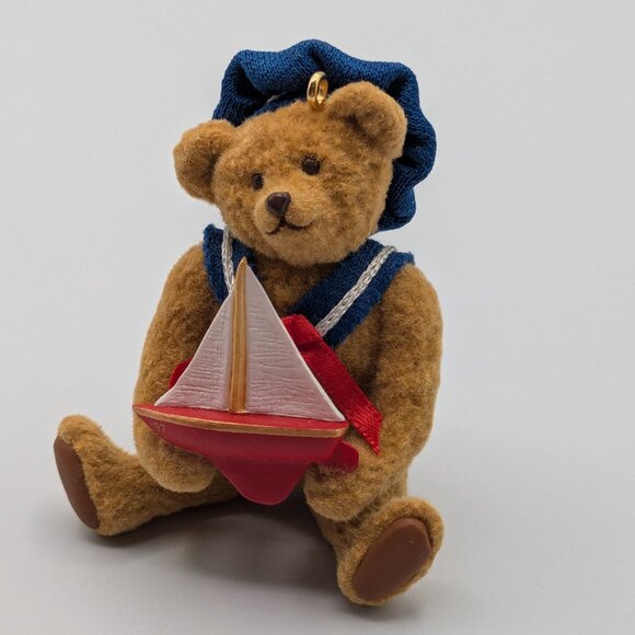 Hallmark Keepsake Sailor Bear 1997, Vintage Christmas Ornament - Picture 1 of 11
